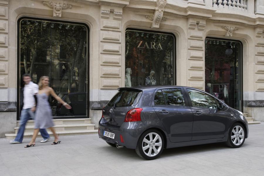  Toyota Yaris TS 2007 года  (фото 56 из 89)